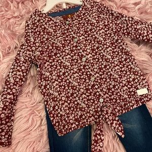 2 piece set. Cute pink flower top and jeans